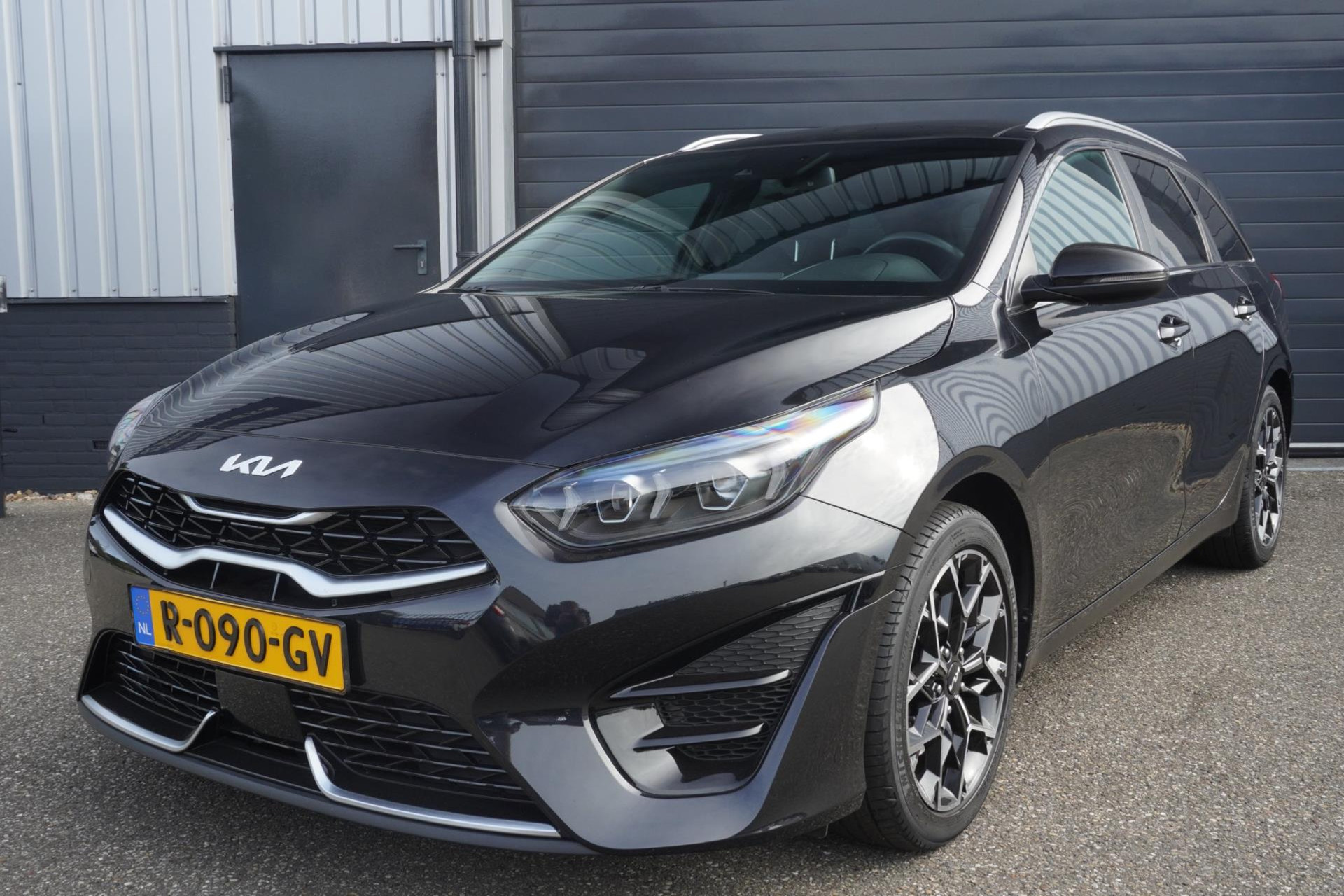 Kia Ceed Sportswagon 1.0 T-GDi GT-Line | VOL OPTIES | Pano/Schuifdak | Trekhaak 45103576-0.jpg | Autobedrijf Boshouwers de Beer