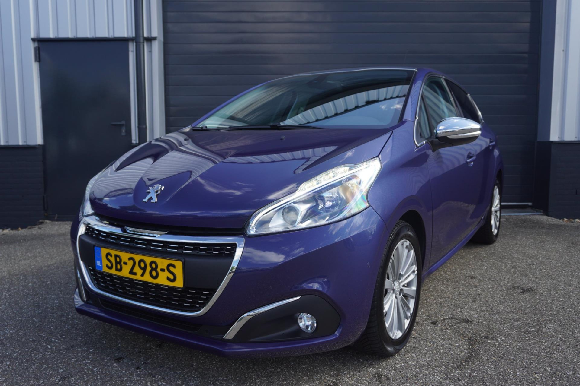 Peugeot 208 1.2 PureTech GT-line | Panoramadak | Climat Control | Navigatie | Dealer onderhouden 47547051-0.jpg | Autobedrijf Boshouwers de Beer