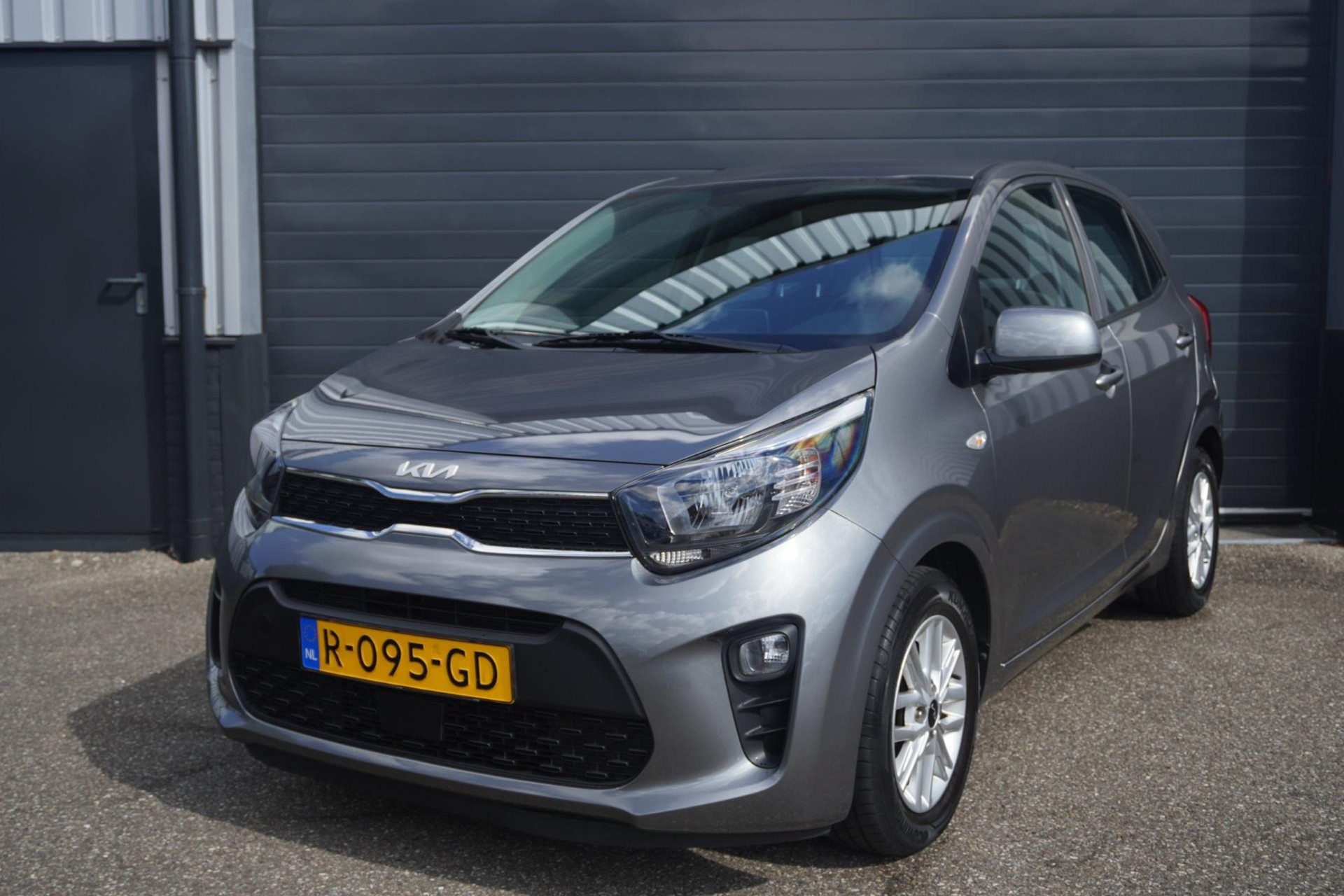 Kia Picanto 1.0 DPi DynamicLine | Apple Carplay | Airco | Cruise Control | Orig. NL 47572138-0.jpg | Autobedrijf Boshouwers de Beer