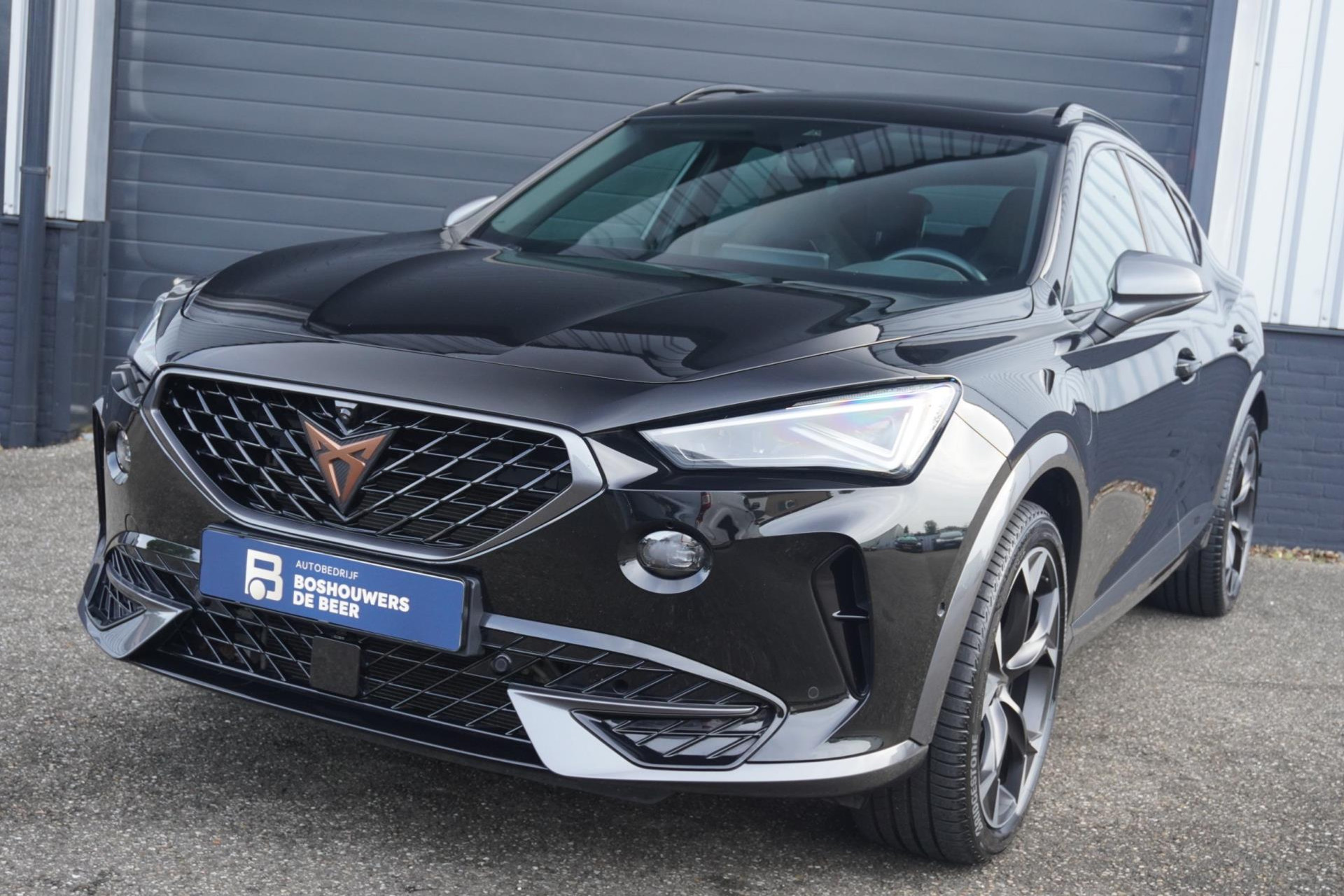 CUPRA Formentor 1.4 e-Hybrid VZ Performance | Volleder | Pano/Schuifdak | Wegklapbare Trekhaak | Vol Opties 48284565-0.jpg | Autobedrijf Boshouwers de Beer