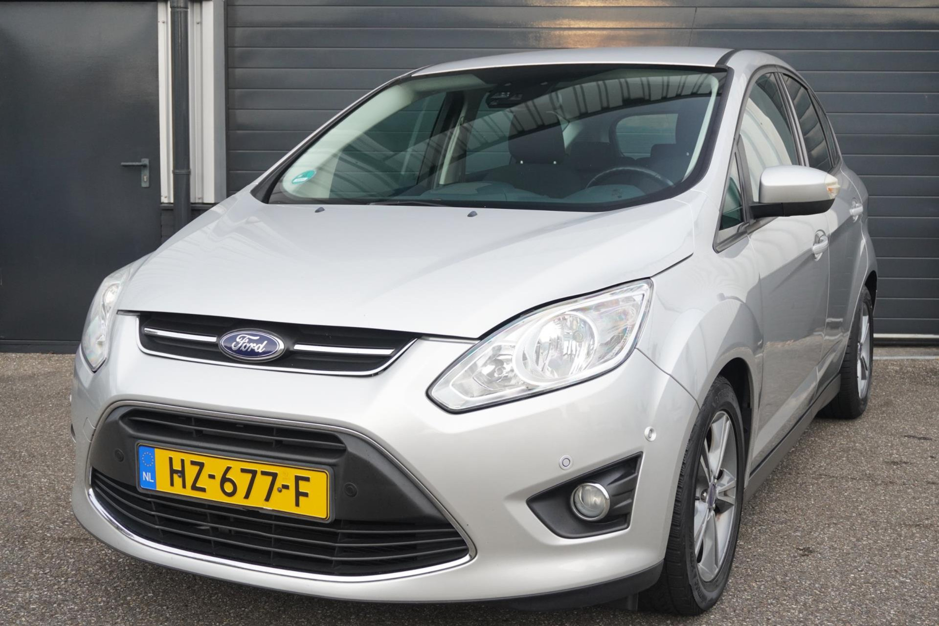 Ford C-MAX 1.0 Trend | Navigatie | Parkeersensoren | Climat Control | Bluetooth 48888424-0.jpg | Autobedrijf Boshouwers de Beer