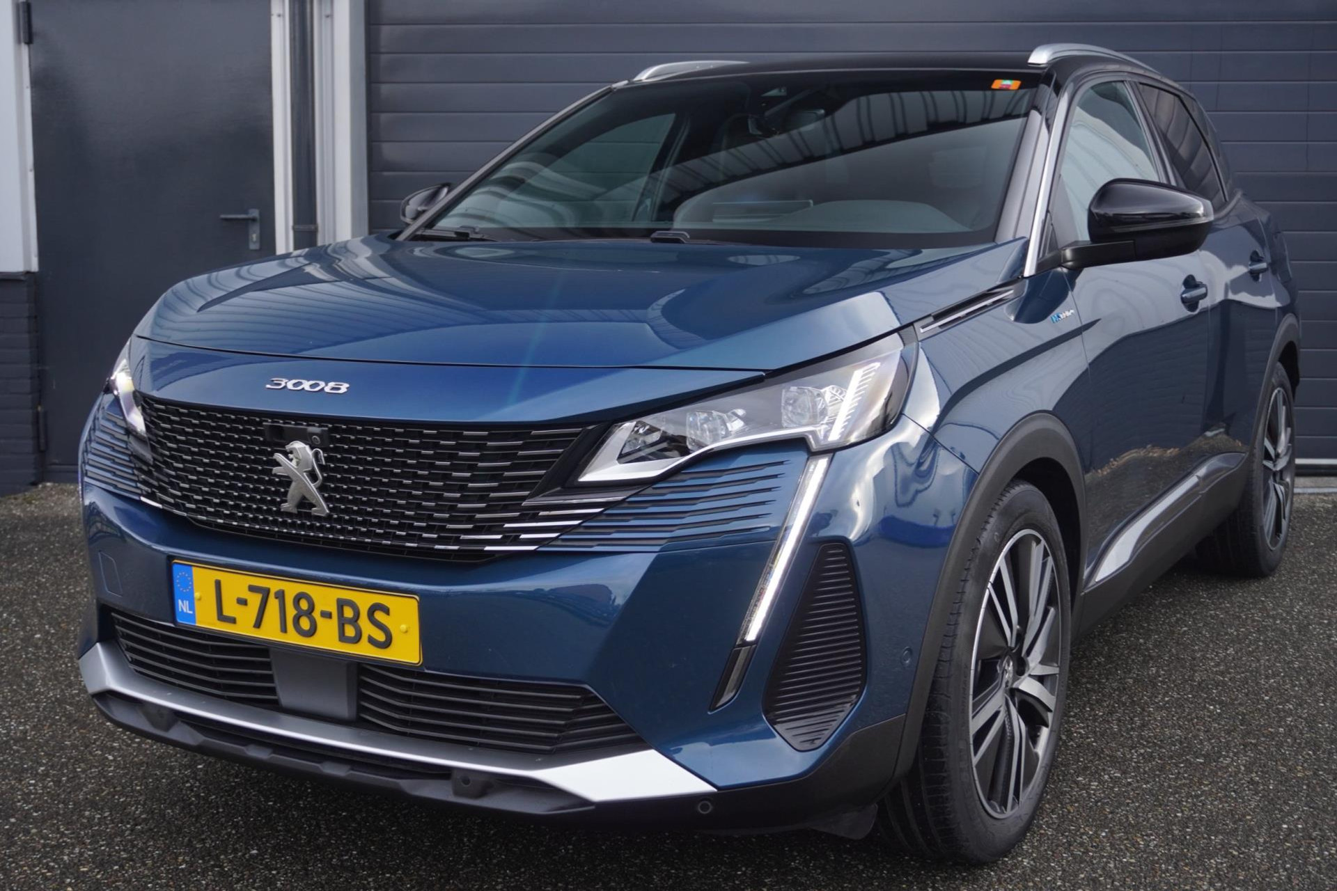 Peugeot 3008 1.6 HYbrid4 300 GT VOL OPTIES | Leder | Pano/Schuifdak | Trekhaak | Massage 49515334-0.jpg | Autobedrijf Boshouwers de Beer