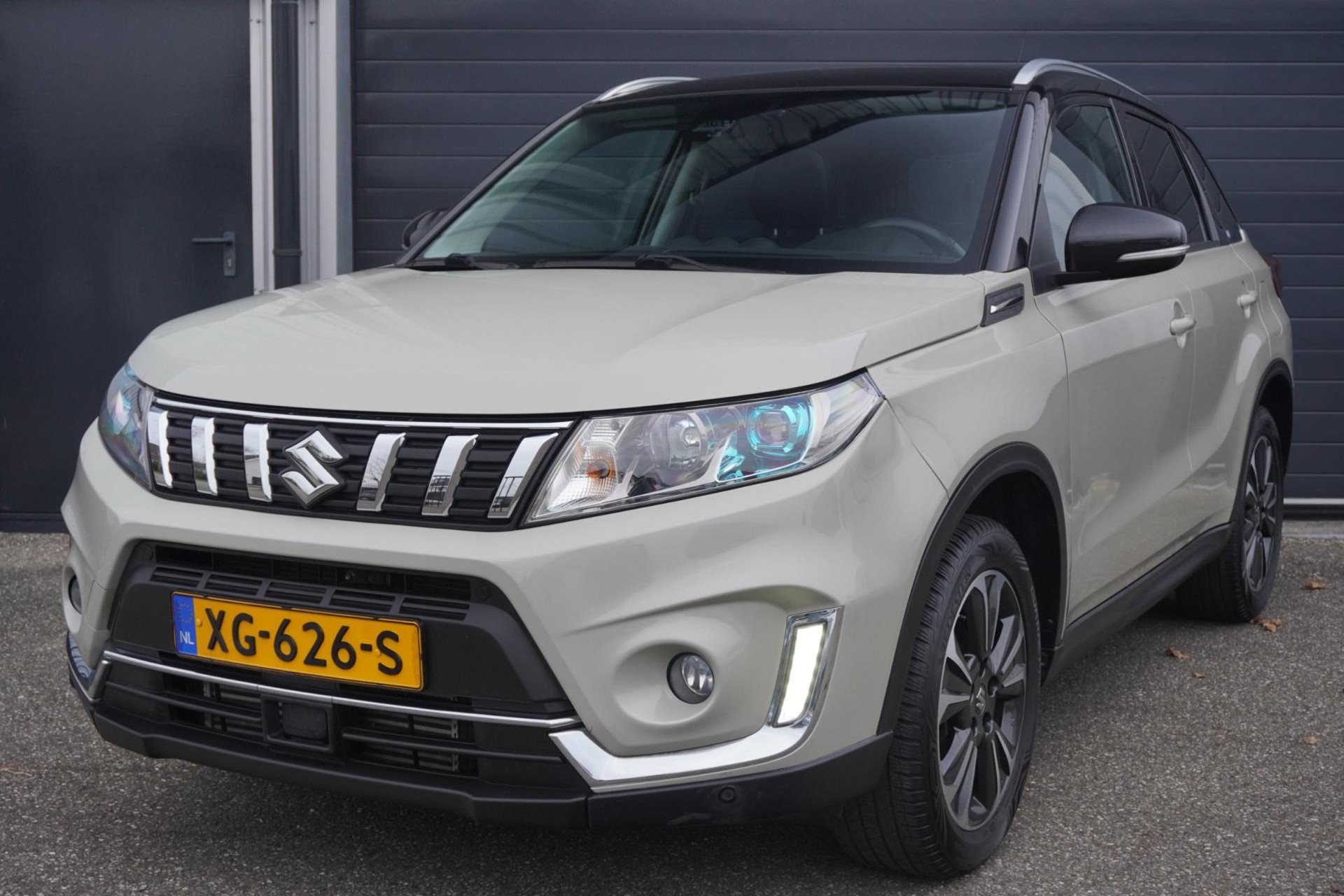 Suzuki Vitara 1.0 Boosterjet Stijl | Trekhaak | Pano/Schuifdak | Navigatie |Vol Opties 50213615-0.jpg | Autobedrijf Boshouwers de Beer