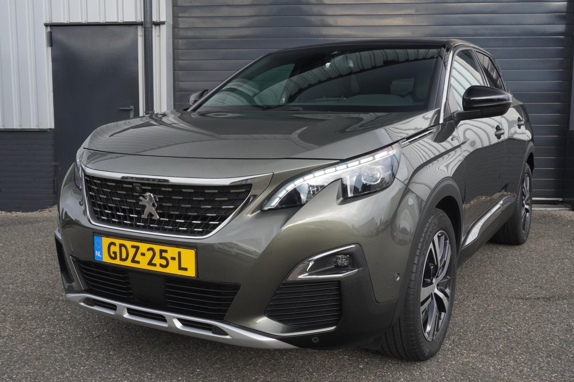 Peugeot 3008 1.2 PureTech Blue | GT-Line | Navigatie | Climat Control 47872985-0.jpg | Autobedrijf Boshouwers de Beer
