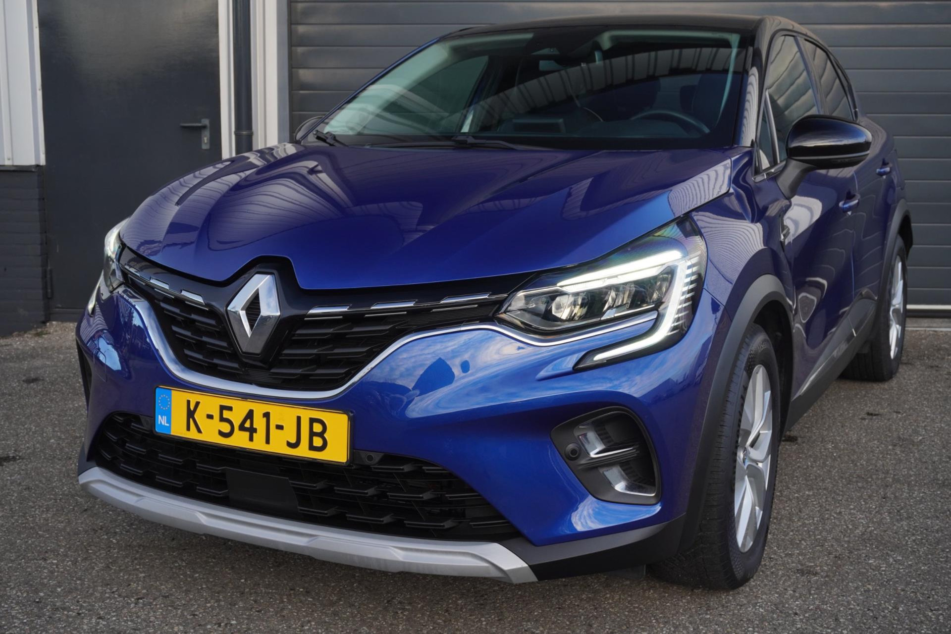 Renault Captur 1.6 E-Tech Plug-in 160 Intens |NAP| Trekhaak | Automaat | Orig. NL 50519304-0.jpg | Autobedrijf Boshouwers de Beer